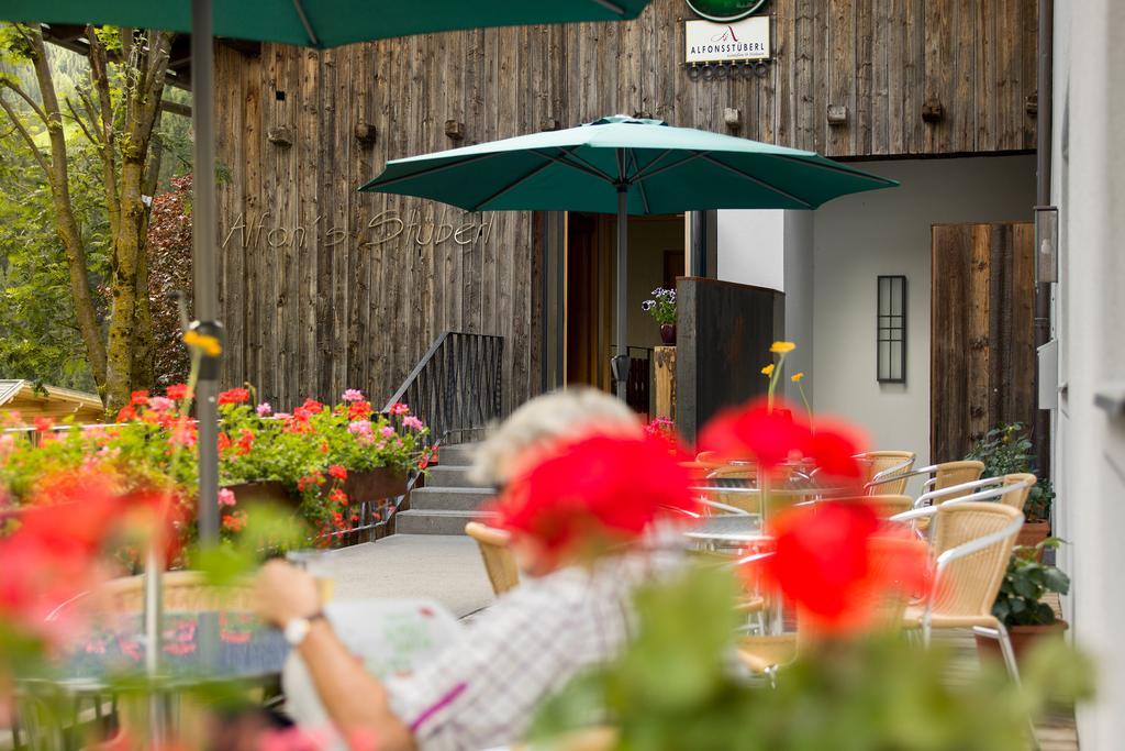 Alfonsstueberl - Ferienwohnungen & Restaurant Innervillgraten Exteriér fotografie